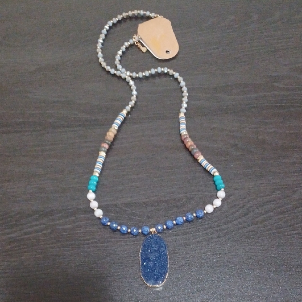 Stylish Blue and White Beaded Necklace with Semi Precious Pendant